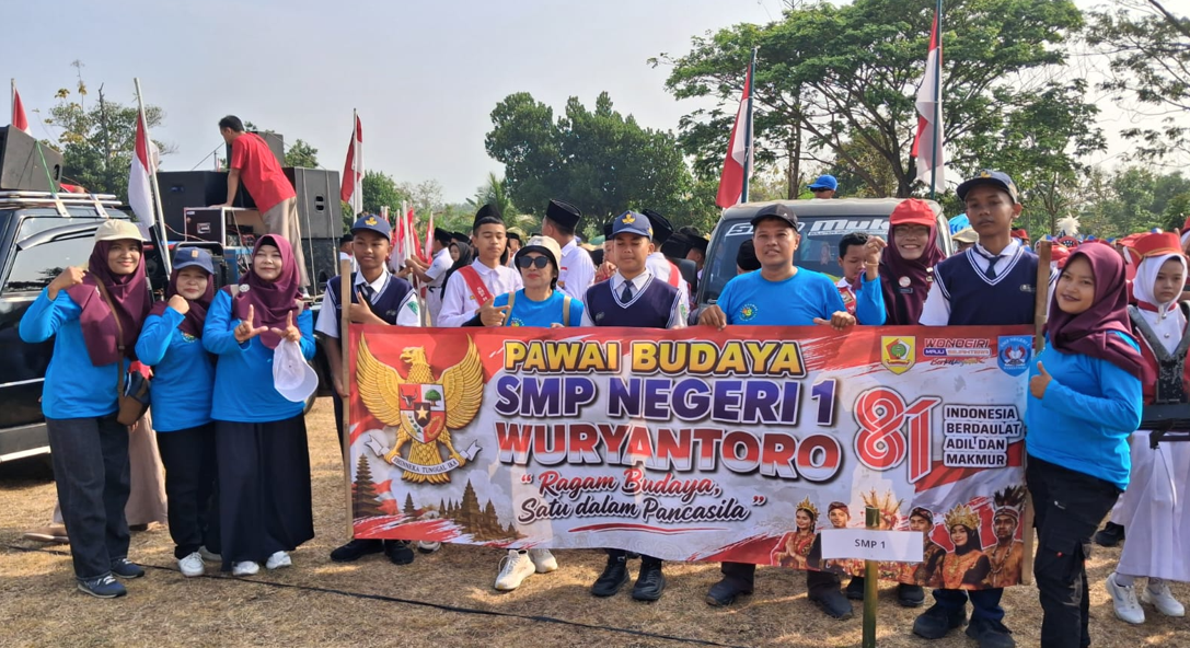 SMP N1 Wuryantoro berpartisipasi dalam Pawai Budaya Kecamatan Wuryantoro dengan mengusung Tema "Ragam Budaya, Satu dalam Pancasila"